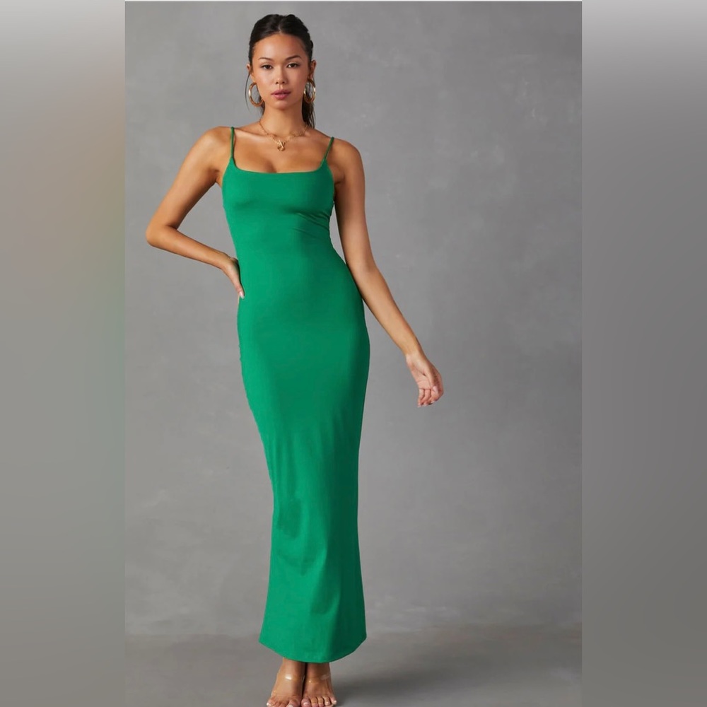 Vici body con maxi dress